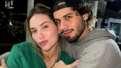 Após término com Vini Jr., Virginia curte praia com Zé Felipe e filhos