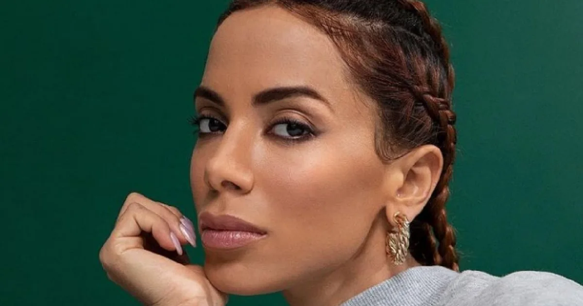 Bolsonarista? Anitta vira as costas para a esquerda e recusa campanha pró-Lula no 2º turno