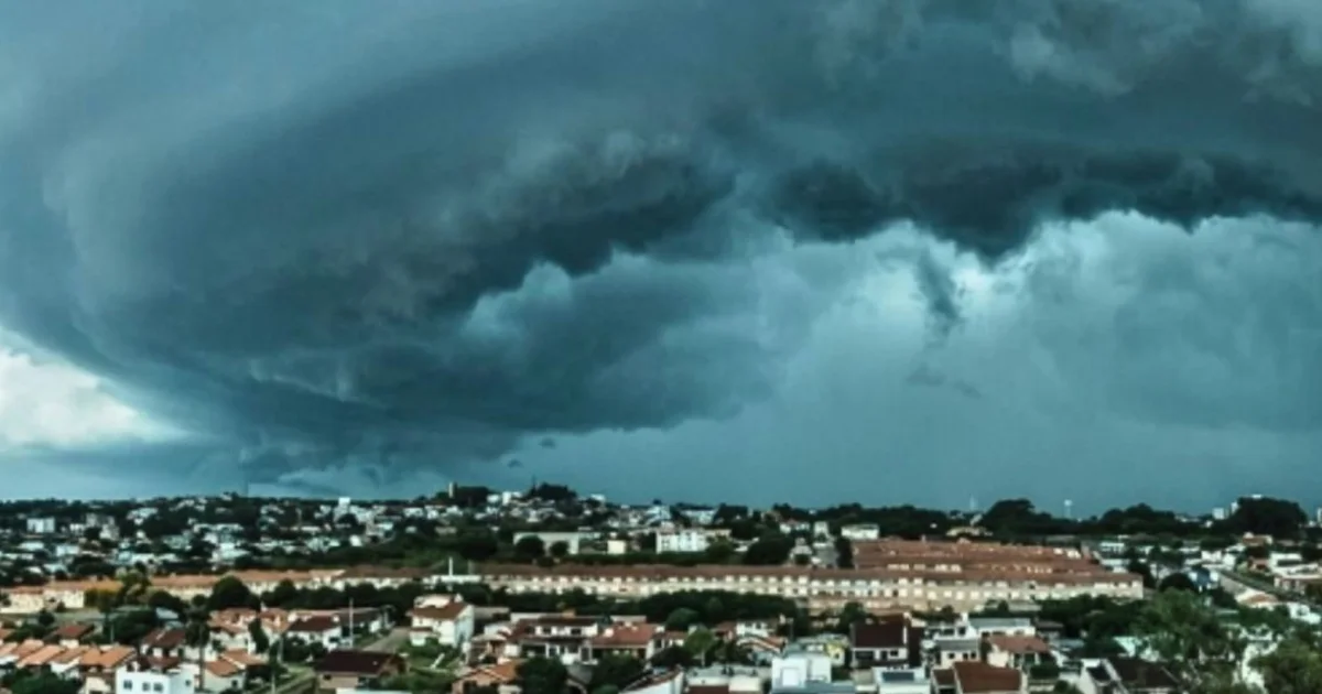 Brasil em alerta para chuvas intensas