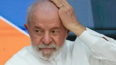 Campanha de Lula é alvo de determinação de Mendonça