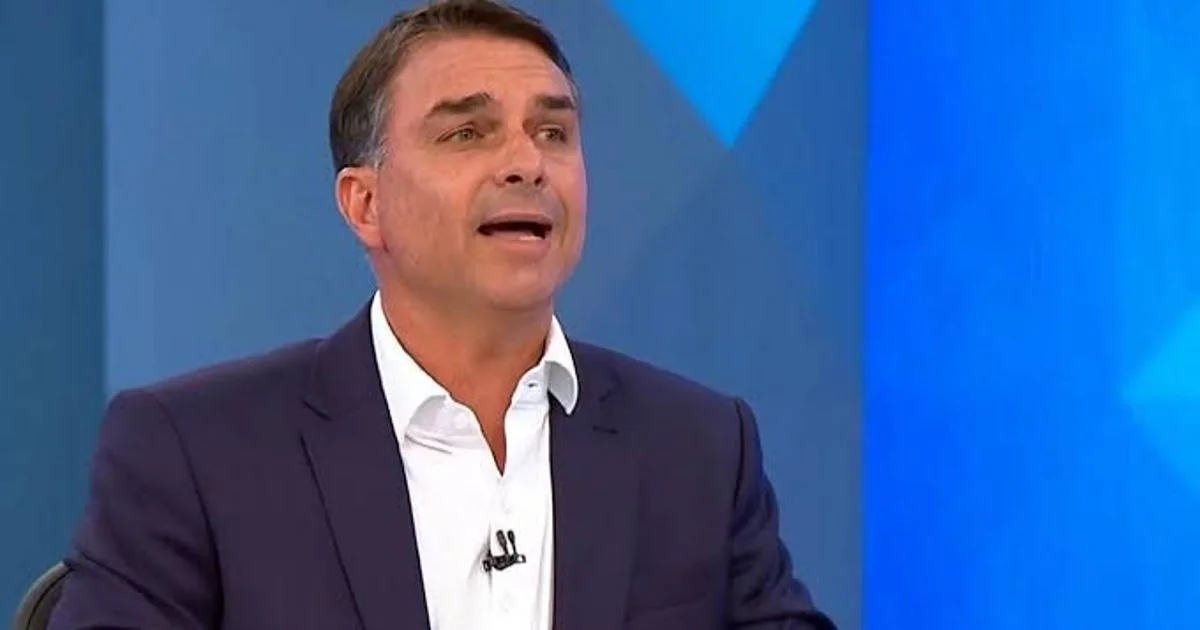 Dianteira de Flávio Bolsonaro aumenta expectativa por ajuste fiscal