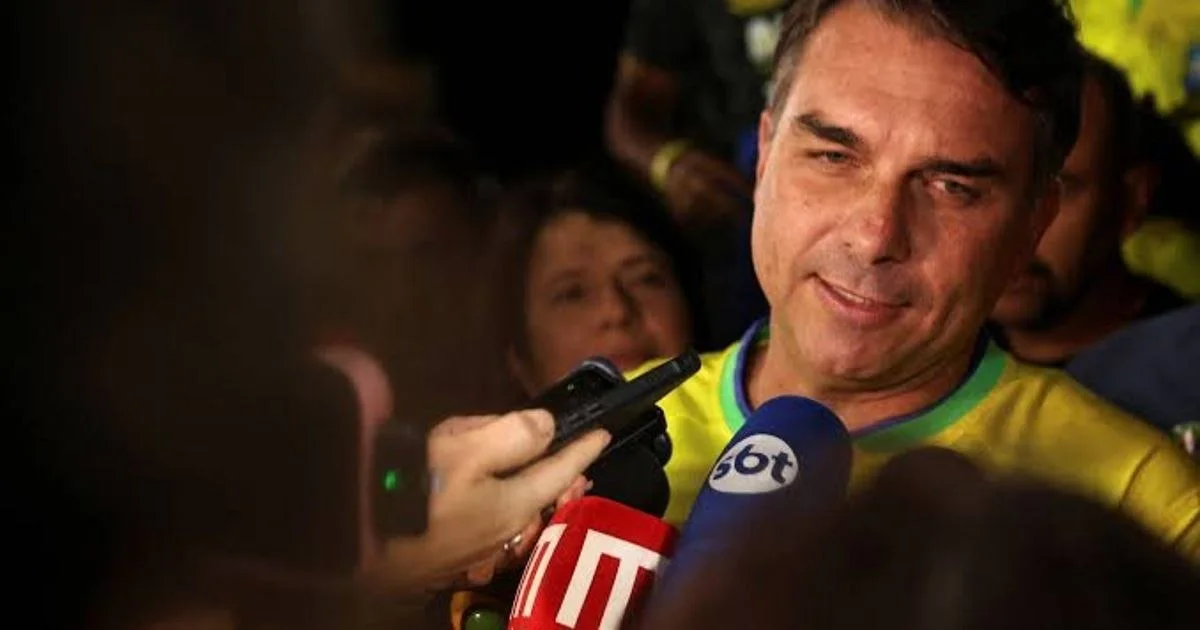 Emenda de Flávio Bolsonaro entra no radar de investigação da Polícia Federal