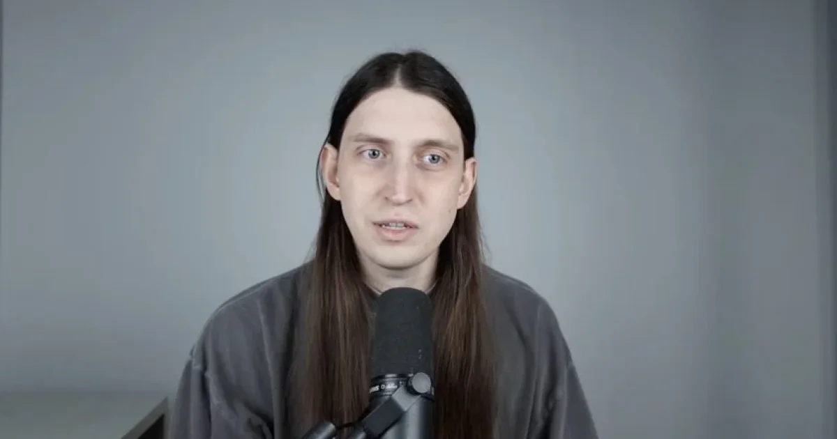 Felca explica publicação enigmática e emociona ao falar de fobia social