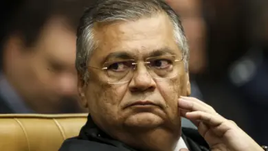 Flávio Dino vira alvo de ameaças, e STF decide encaminhar caso à Polícia Federal