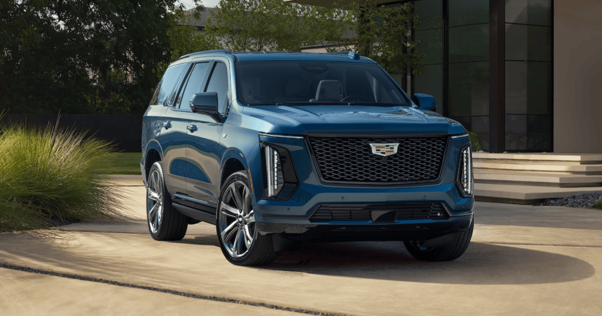 GM tenta mudar regras para vender Cadillac Escalade no Brasil, enquanto amplia operação da Cadillac com SUVs elétricos