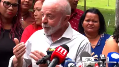 Lula critica atuação do presidente do TSE após decisão sobre canal ligado a André Janones