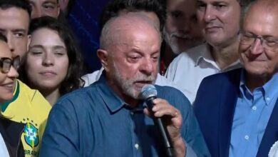 Lula defende regular redes e diz que eleição foi derrota para o negacionismo