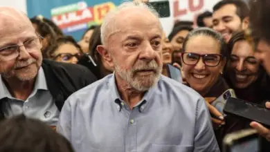 Lula se manifesta após TSE suspender canal de Janones e faz crítica direta