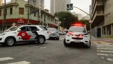 Menino autista que estava desaparecido é encontrado sozinho em cemitério