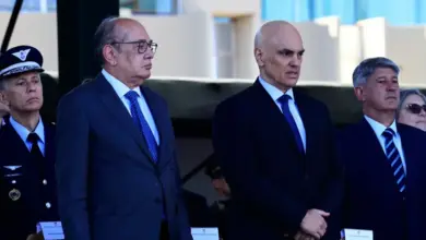 Moraes e Gilmar Mendes disparam 4 recados duros ao bolsonarismo em 48h