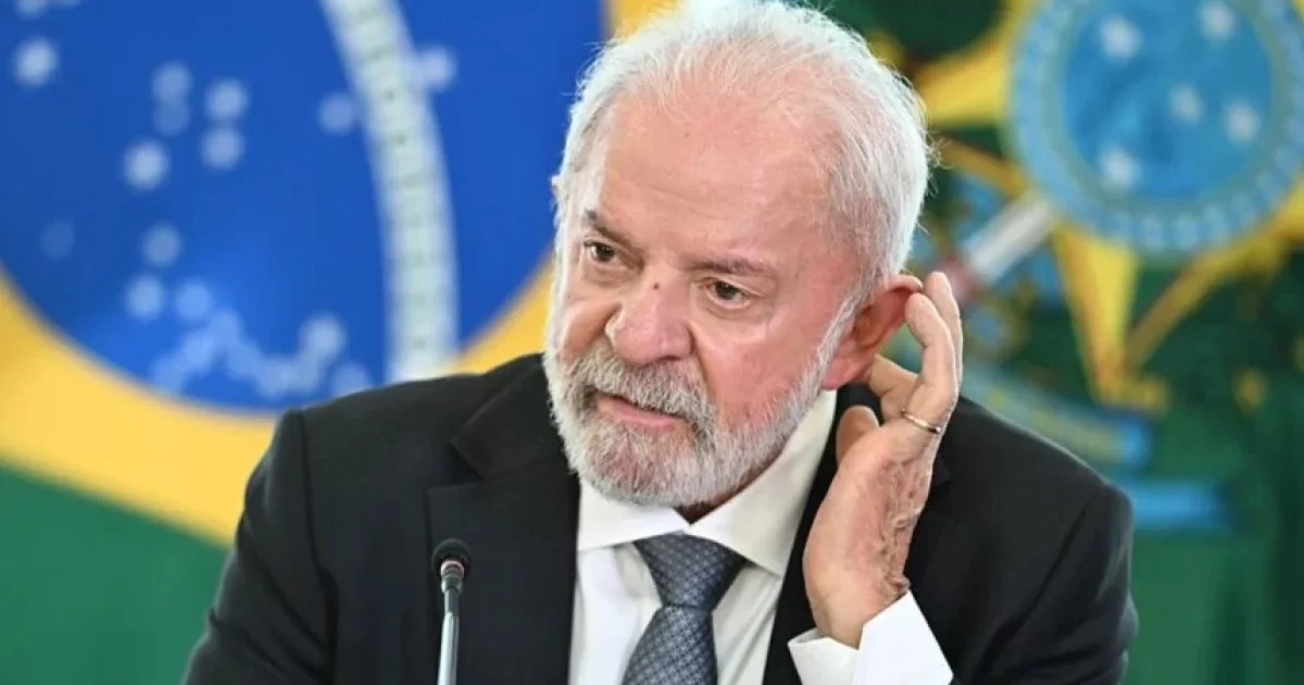 Na Papuda, Lula vence Flávio Bolsonaro por 4 votos de diferença