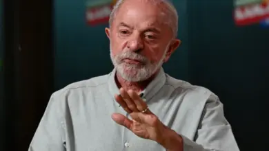Nunes Marques determina apuração sobre canal ligado a Lula e caso ganha repercussão
