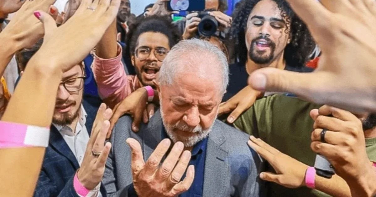 NYT aponta que igrejas evangélicas ganharam espaço no Brasil
