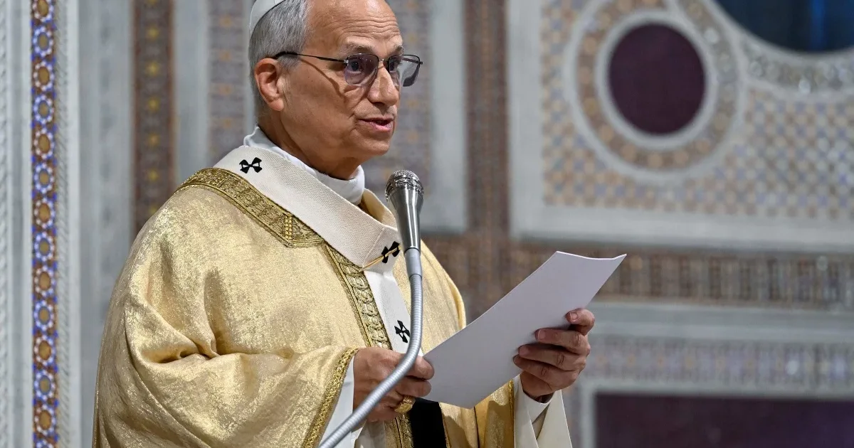 Papa Leão XIV se prepara para cirurgia e decisão sobre tratamento chama atenção dos fiéis
