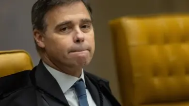Pedido de Flávio chega ao TSE, e Mendonça toma decisão
