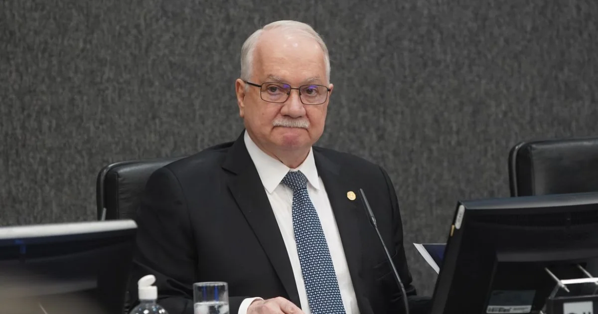 PF levará a Fachin decisão sobre ministros citados no caso Master