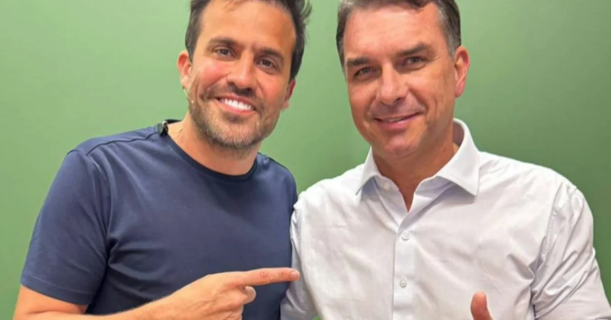 PT aciona o TSE e pede cassação da chapa de Flávio Bolsonaro