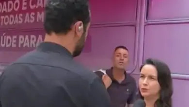 Repórter da Globo é surpreendido durante entrada ao vivo