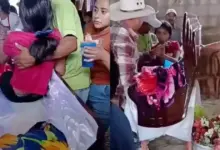 Ressuscitou? Jovem se levanta de caixão durante o próprio velório