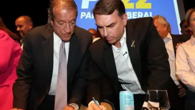 Valdemar admite possibilidade de nova articulação política sob Flávio Bolsonaro