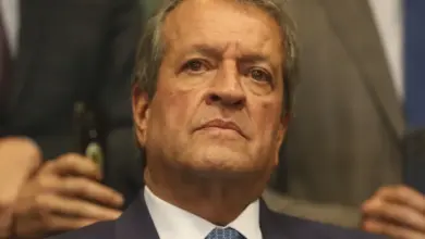 Valdemar choca ao sugerir plano de golpe de Flávio: Sei lá